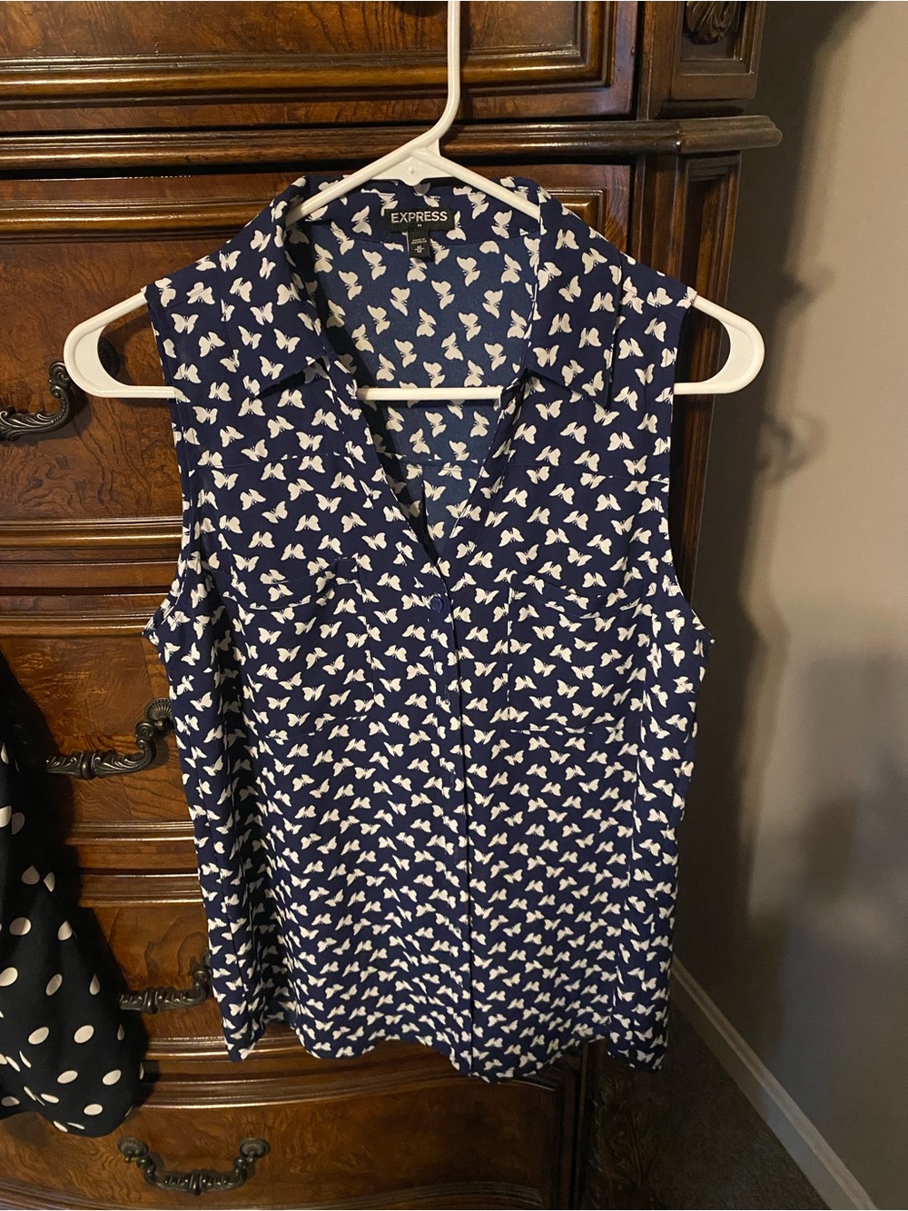 Express Women's butterfly print Sleeveless portofino Blouse